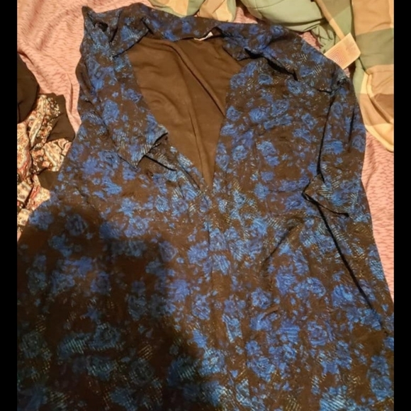 Lularoe Sarah - Picture 1 of 2